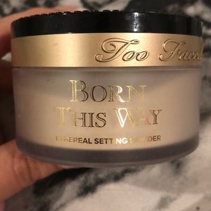 Too faced ethereal setting powder